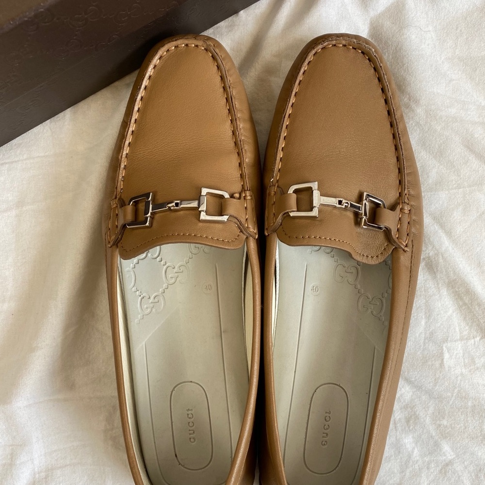 Gucci Tan Leather Horsebit Loafers for Women - Picture 8 of 13